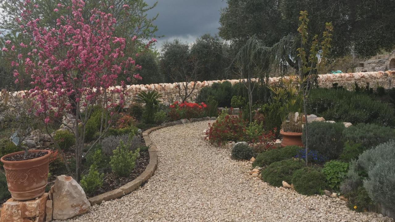 16 Trulli E Giardini Apartamento Alberobello Exterior foto