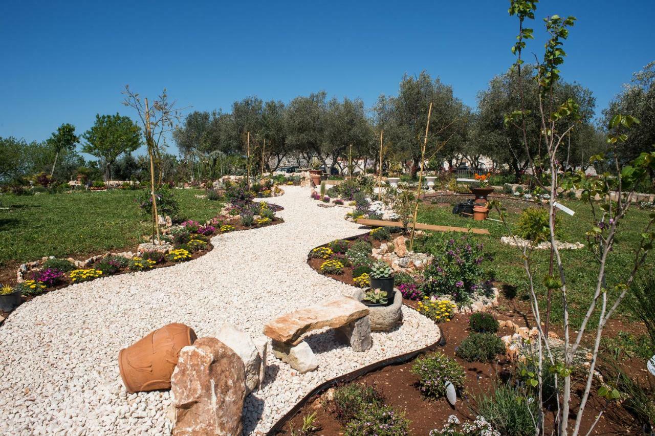 16 Trulli E Giardini Apartamento Alberobello Exterior foto